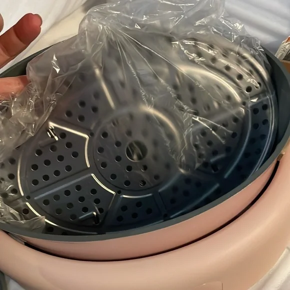 NWOB Beautiful 10 in 1, - 6 Qt Electric Multi-Cooker, Rose by Drew Barrymore